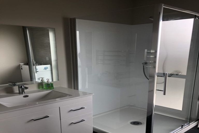 Photo of property in 5 Rahui Street, Strathmore Park, Wellington, 6022