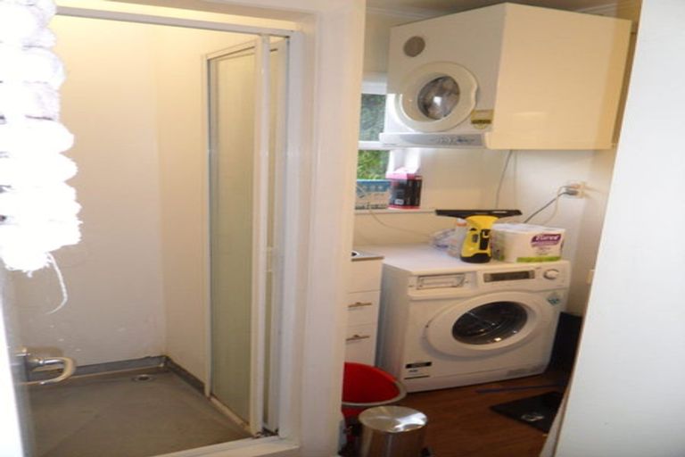 Photo of property in 1/144 Nicholson Road, Khandallah, Wellington, 6035