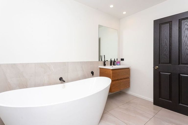 Photo of property in 194a Ilam Road, Ilam, Christchurch, 8041