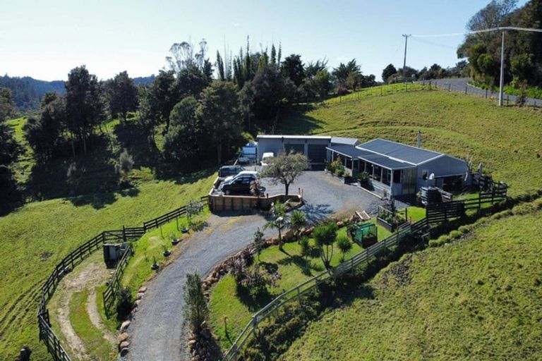 Photo of property in 25 Pakaru Road, Kawakawa, 0282