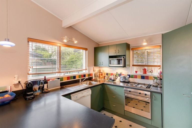 Photo of property in 3/32 Abberley Crescent, St Albans, Christchurch, 8014