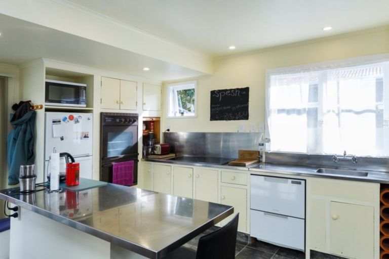 Photo of property in 7 Galway Avenue, Hokowhitu, Palmerston North, 4410