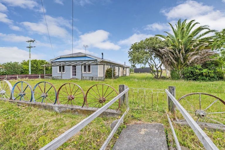 Photo of property in 2-4 Petticoat Lane, Doyleston, 7682
