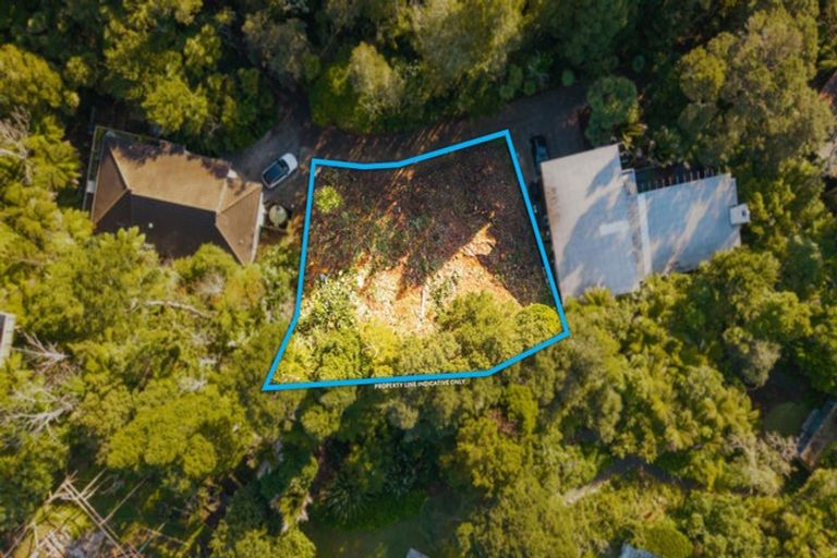 Photo of property in 214 Old Titirangi Road, Titirangi, Auckland, 0604