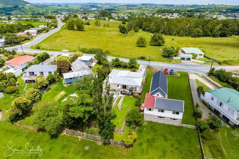 Photo of property in 7 Griffin Road, Maungaturoto, 0520