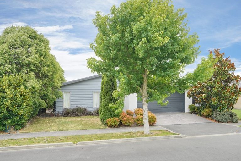 Photo of property in 82 Hakatere Road, Pegasus, 7612