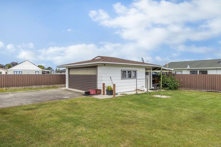Photo of property in 3 Rimu Street, Levin, 5510