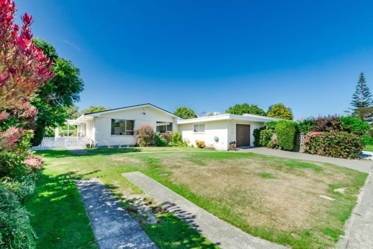 Photo of property in 244c Te Moana Road, Waikanae, 5036