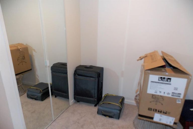 Photo of property in Terrace Heights Apartments, 6e/163 The Terrace, Wellington Central, Wellington, 6011