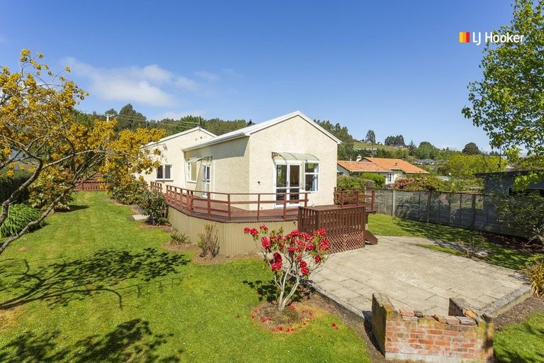 Photo of property in 237 Gladstone Road North, Mosgiel, 9024
