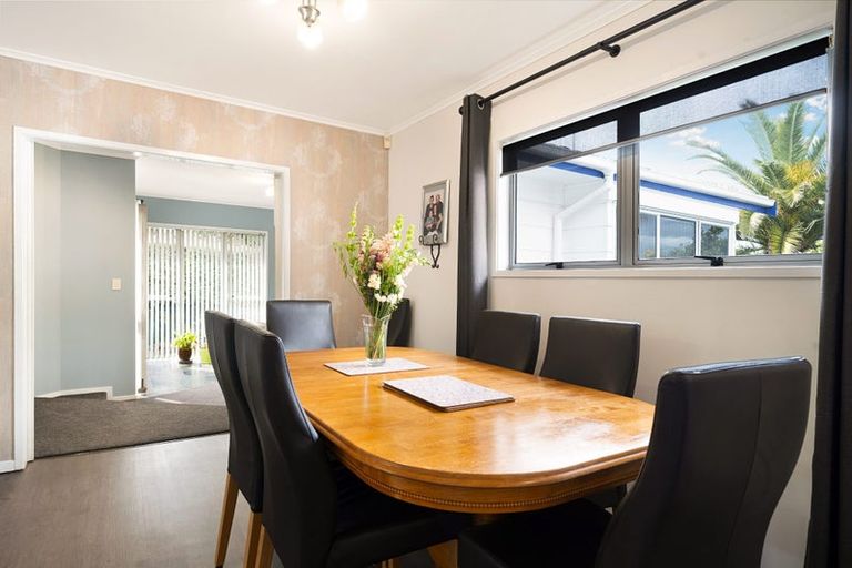 Photo of property in 127a Swanson Road, Henderson, Auckland, 0610