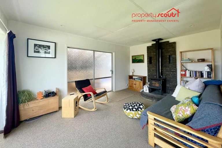 Photo of property in 125 Pioneer Road, Moturoa, New Plymouth, 4310