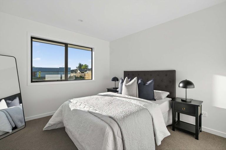 Photo of property in 15 Silverwood Lane, Leamington, Cambridge, 3495