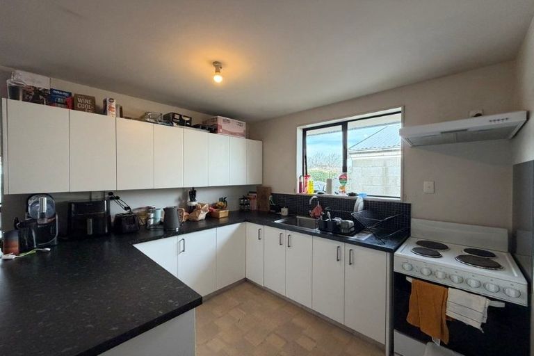 Photo of property in 2/25 Owens Terrace, Upper Riccarton, Christchurch, 8041