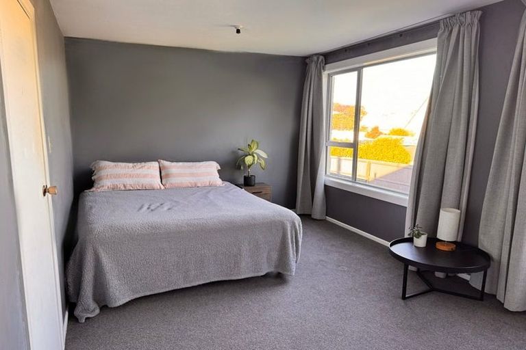 Photo of property in 5 Beaumaris Place, Sockburn, Christchurch, 8042