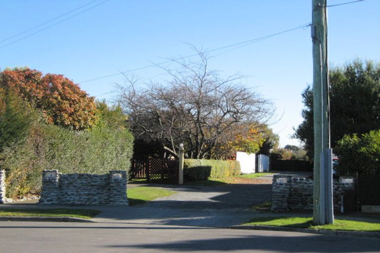 Photo of property in 23 Kinnaird Place, Hillmorton, Christchurch, 8025