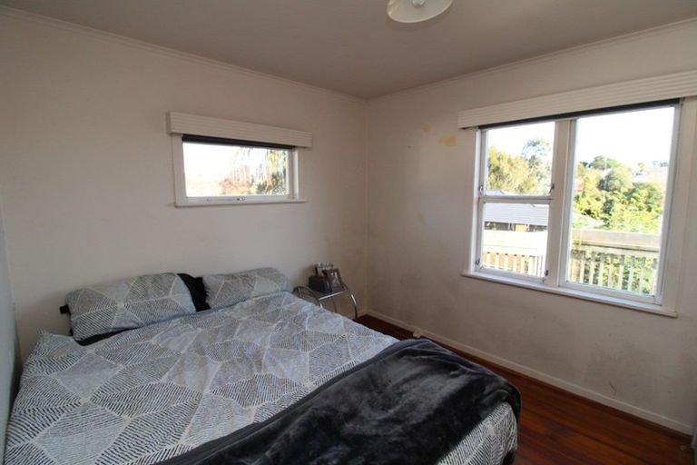 Photo of property in 130 Brooklands Road, Brooklands, New Plymouth, 4310