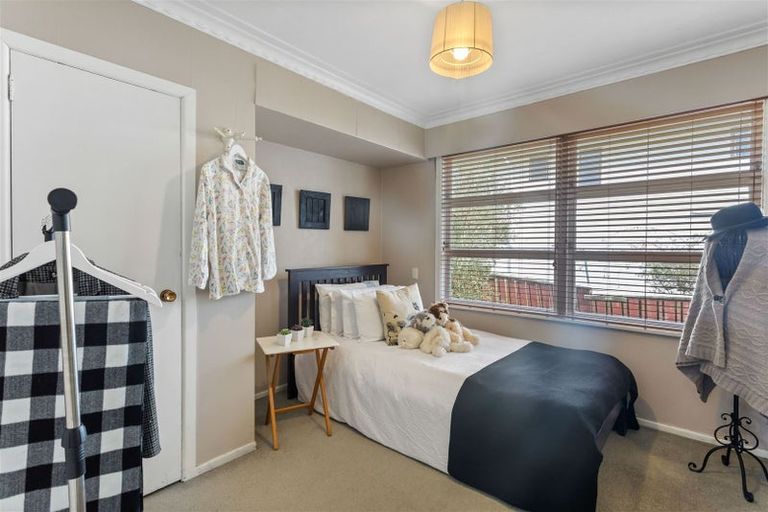 Photo of property in 85 Manuka Road, Bayview, Auckland, 0629