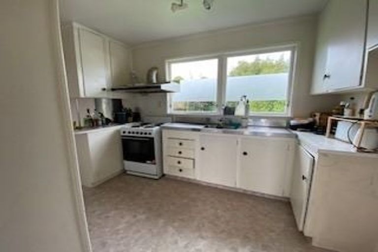 Photo of property in 69 Priestley Drive, Bucklands Beach, Auckland, 2014