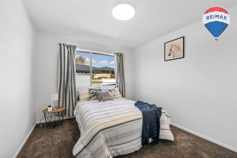Photo of property in 1/21 Denver Grove, Totara Park, Upper Hutt, 5018