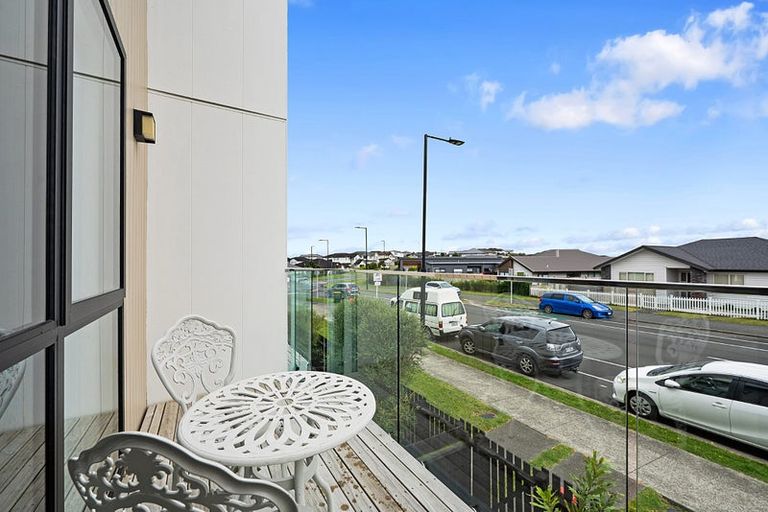 Photo of property in 173a Wainui Road, Silverdale, 0932