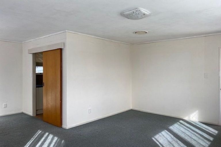 Photo of property in 83 Sunderlands Road, Half Moon Bay, Auckland, 2012