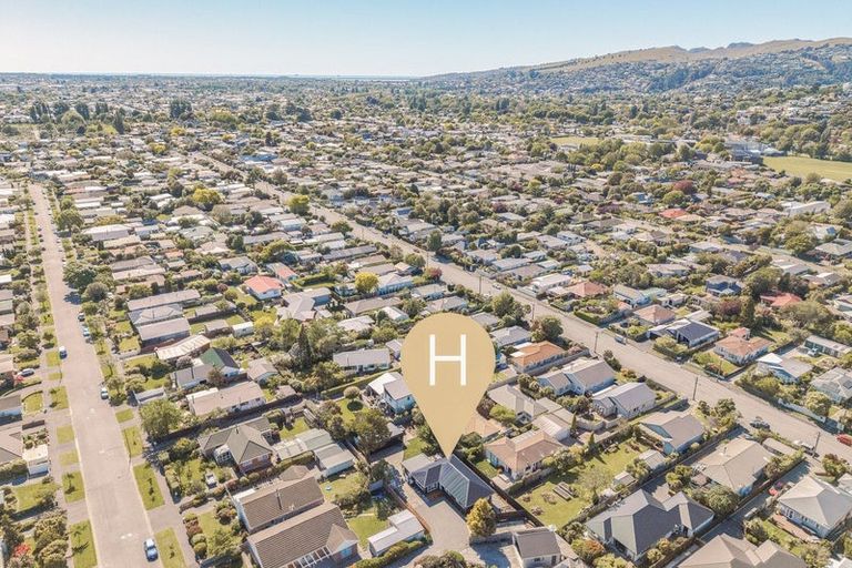 Photo of property in 20 Roberta Drive, Somerfield, Christchurch, 8024