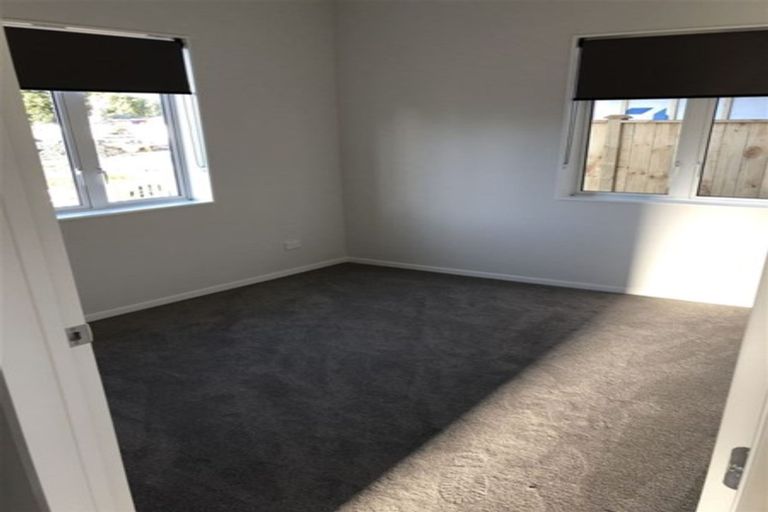 Photo of property in 26 Warbler Crescent, Papakura, 2110