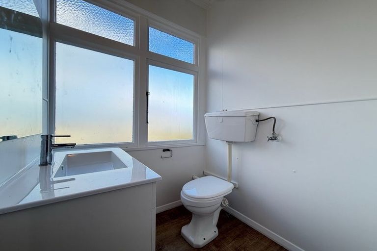Photo of property in 69 Duncan Terrace, Kilbirnie, Wellington, 6022