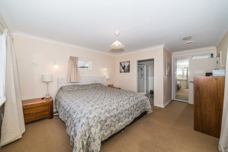 Photo of property in 102 West Street, Feilding, 4702