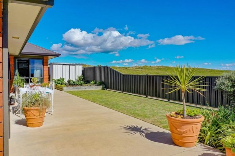 Photo of property in 21 Omega Place, Coastlands, Whakatane, 3120