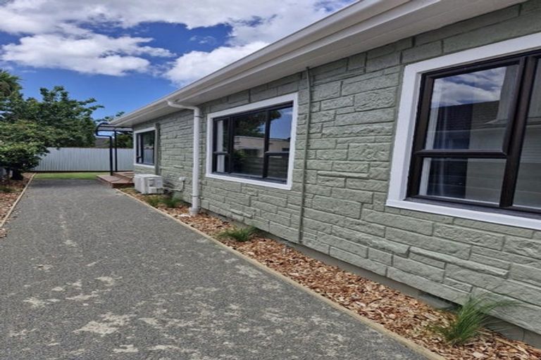 Photo of property in 235 Breezes Road, Aranui, Christchurch, 8061