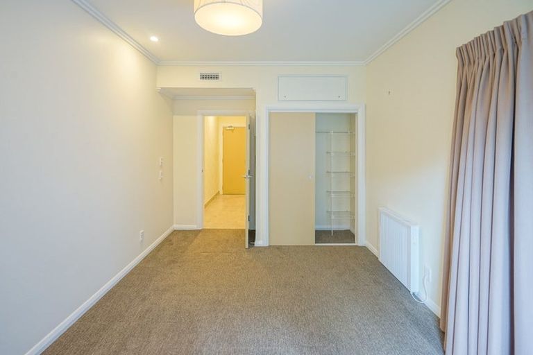 Photo of property in Book House, 5 Plimmers Steps, Wellington Central, Wellington, 6011
