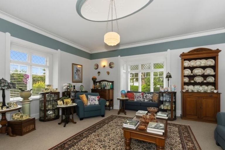 Photo of property in 76 Hatea Drive, Regent, Whangarei, 0112