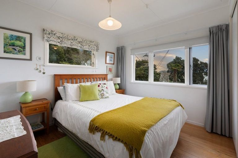 Photo of property in 5 Adams Road, Thornton Bay, Thames, 3575