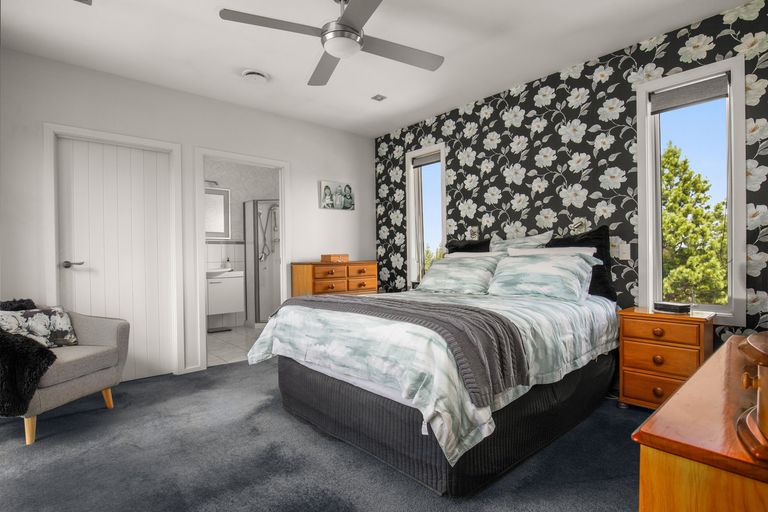 Photo of property in 160a Letts Gully Road, Letts Gully, Alexandra, 9393