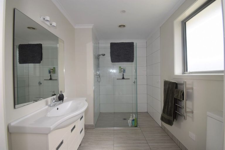 Photo of property in 4a Henderson Street, Mornington, Dunedin, 9011