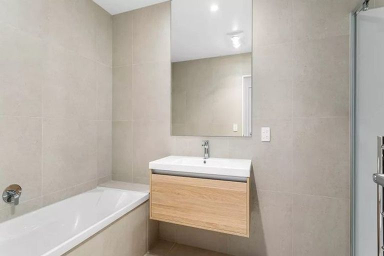 Photo of property in 23 Adlam Lane, Takanini, 2112