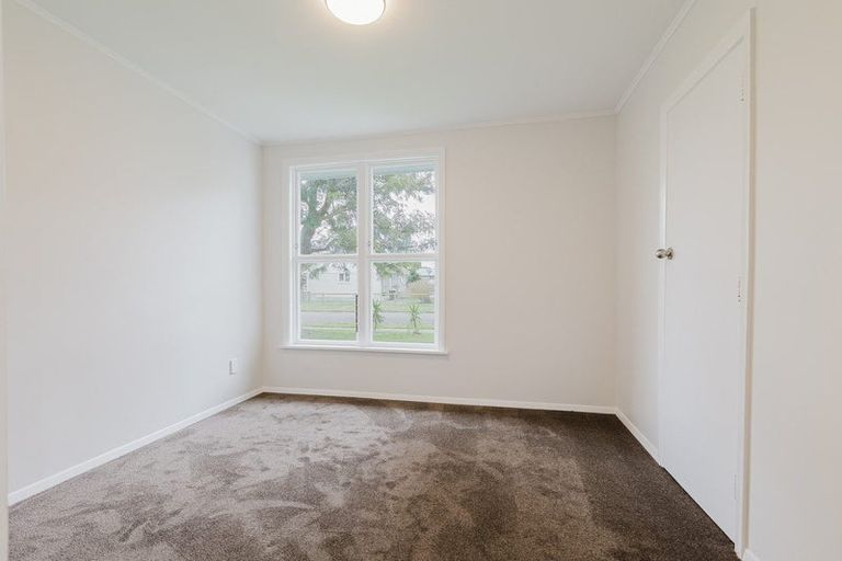 Photo of property in 60 Ellesmere Crescent, Highbury, Palmerston North, 4412