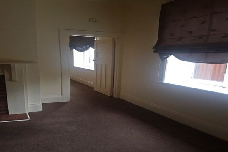 Photo of property in 146 Featherston Street, Palmerston North, 4410