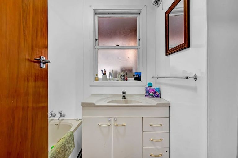 Photo of property in 9 Cornwall Street, Patea, 4520