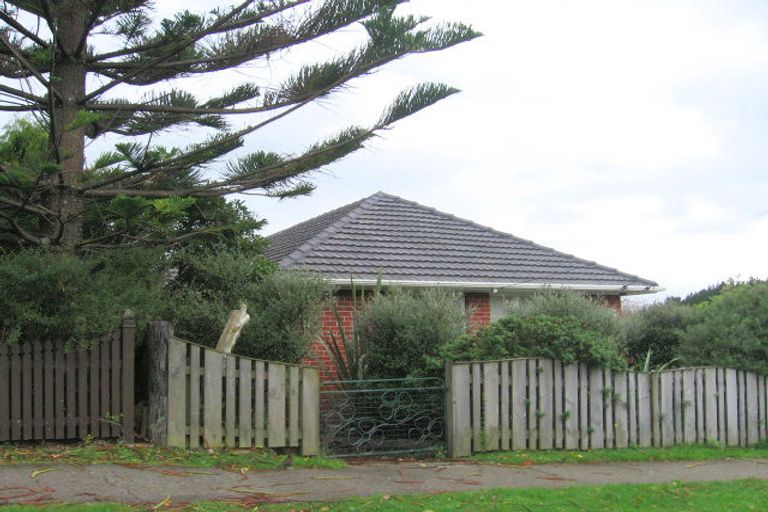 Photo of property in 109 Bell Street, Tawa, Wellington, 5028
