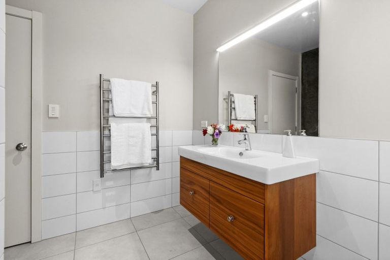 Photo of property in 14 Spur Road, Havelock North, 4130