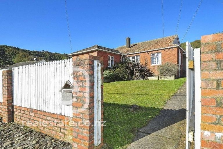 Photo of property in 164 Waddington Drive, Naenae, Lower Hutt, 5011