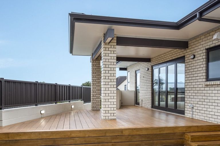 Photo of property in 9 Eynsham Court, Dannemora, Auckland, 2016