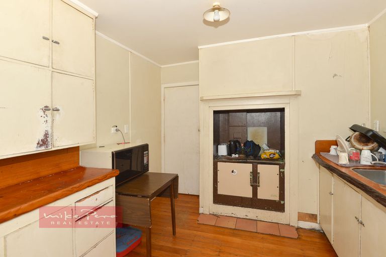 Photo of property in 5 Pukemiro Road, Te Kamo, Whangarei, 0112