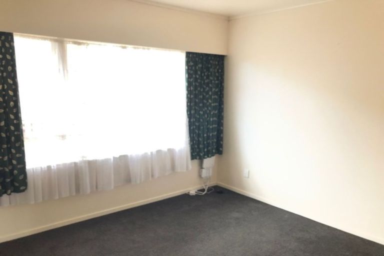 Photo of property in 22 Grande Vue Road, Hillpark, Auckland, 2102