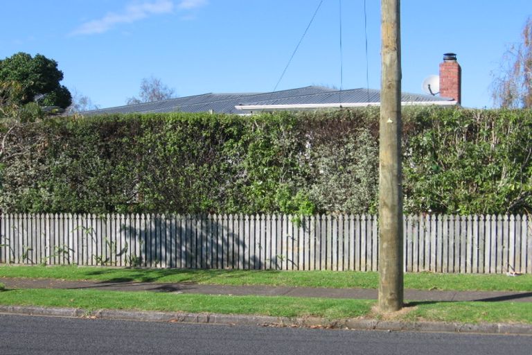 Photo of property in 27 Fairview Road, Papatoetoe, Auckland, 2025