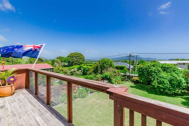 Photo of property in 57 Winara Avenue, Waikanae, 5036