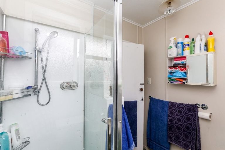 Photo of property in 26 Banks Street, Marfell, New Plymouth, 4310